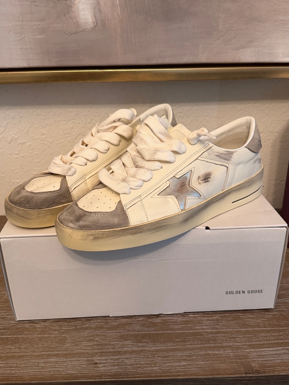 en’s Stardan LTD in suede and white nappa with gold star
